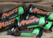 Společnost Mars zkouší ve Velké Británii papírové obaly